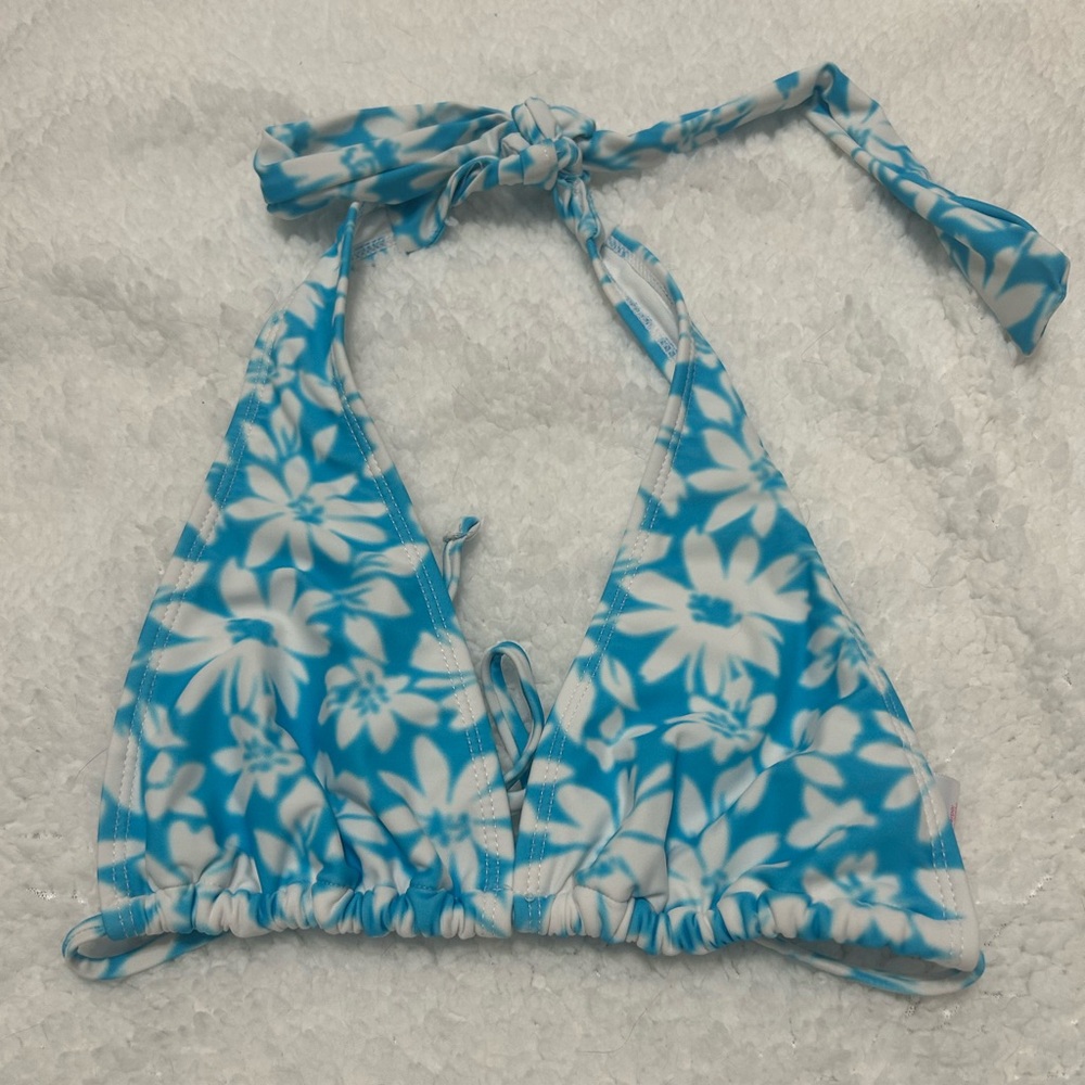 No Boundaries M Halter Swimsuit Top👙